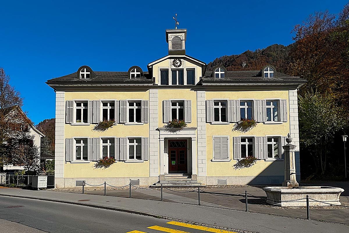 burgschulhaus-glarus-01